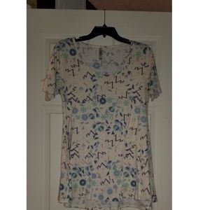 LulaRoe top